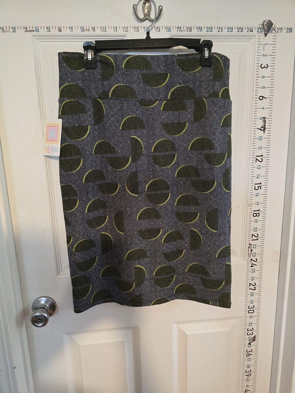 LuLaRoe Green and Charcoal Geometric Pencil Skirt